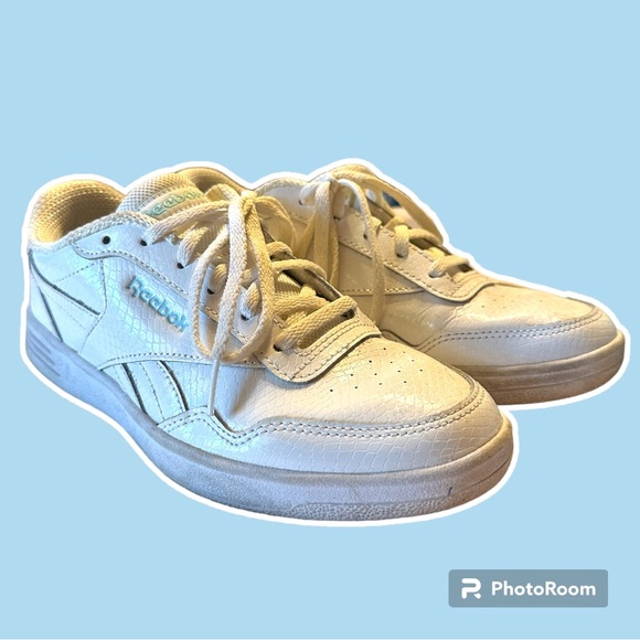 reebok off white sneakers